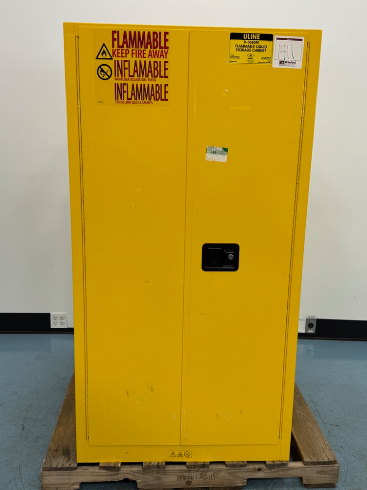 Image of Uline 55 Gal. Flammable Liquid Storage Cabinet